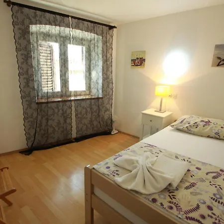 Lucky Apartment *